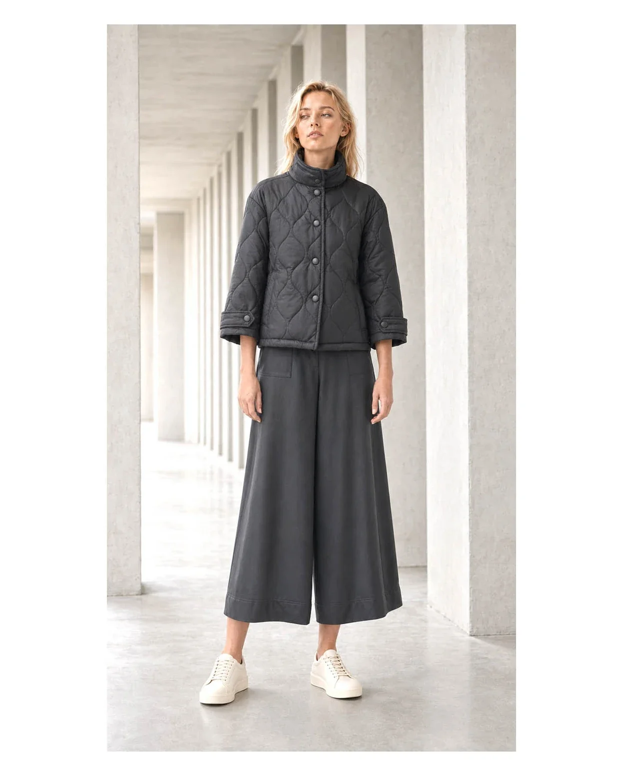 White 22 collection image 1